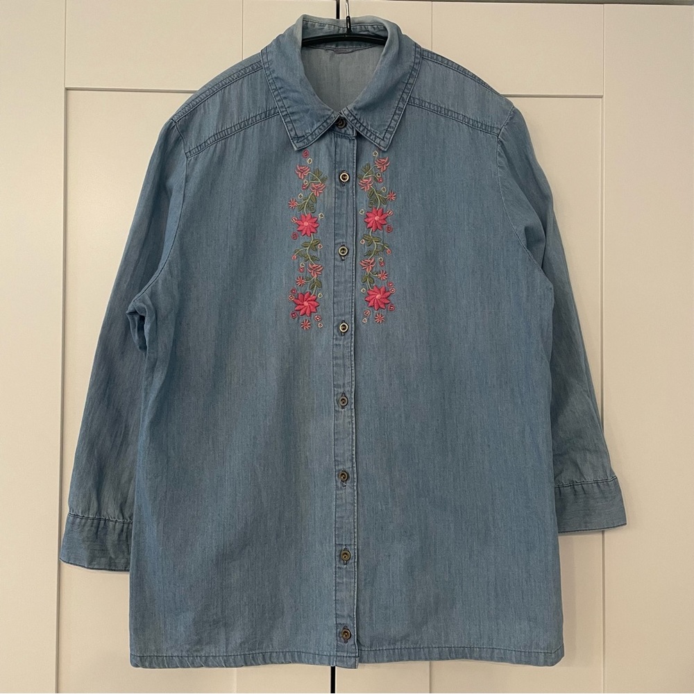 Women Denim Button-Up Shirt 3/4 sleeve